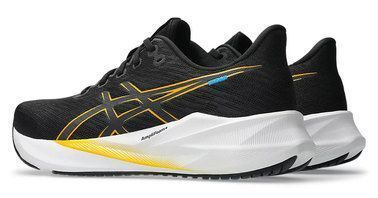 asics-versablast-4-1011b984-004-5