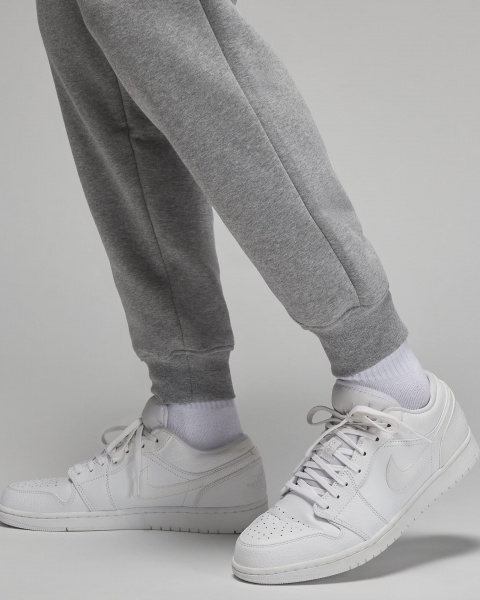 jordan-essentials-fleece-trousers-RX7KJ7 (3)