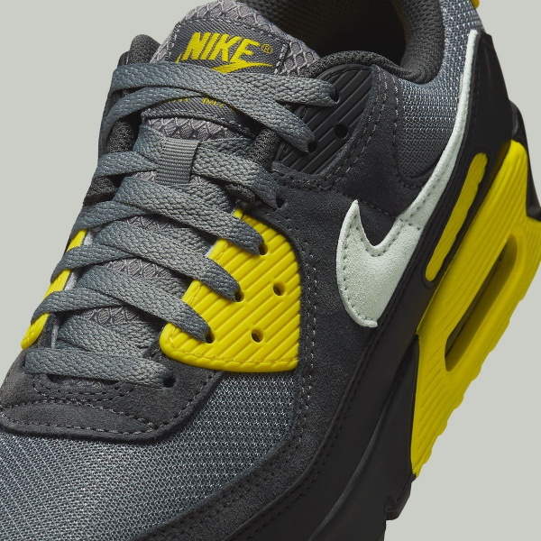 Nike-Air-Max-90-Smoke-Grey-Light-Silver-Lightening-DM0029-016-1-5